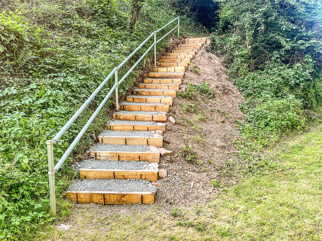 30 Jahre alte Treppe saniert